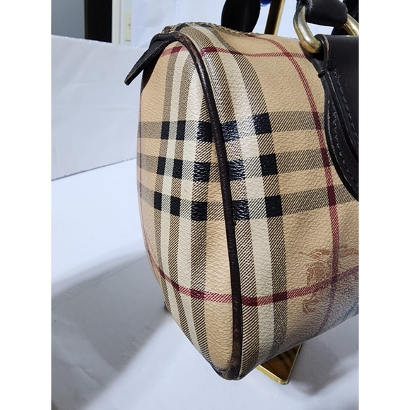 BURBERRY Nova Check Coated Canvas Shoulder Bag Beige/Black - Picture 13 of 16